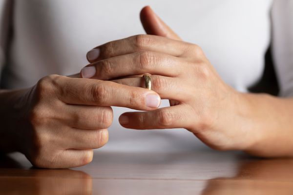 ¿Qué temas se acuerdan en el Convenio Regulador de un divorcio?