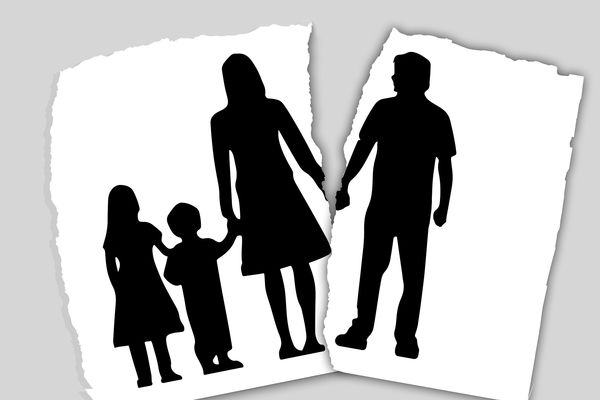 Cómo actuar si te separas y tenéis hijos en común