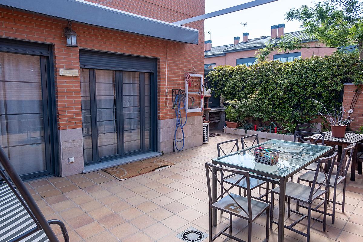 Chalet adosado en venta en Ronda de las Comunidades, Valdemoro